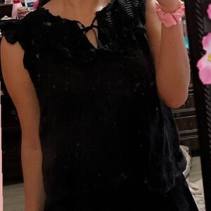 BR Black Dainty Ruffle Top With Bow